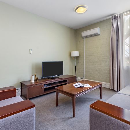 Launceston Central Apartment Hotel Official Bagian luar foto