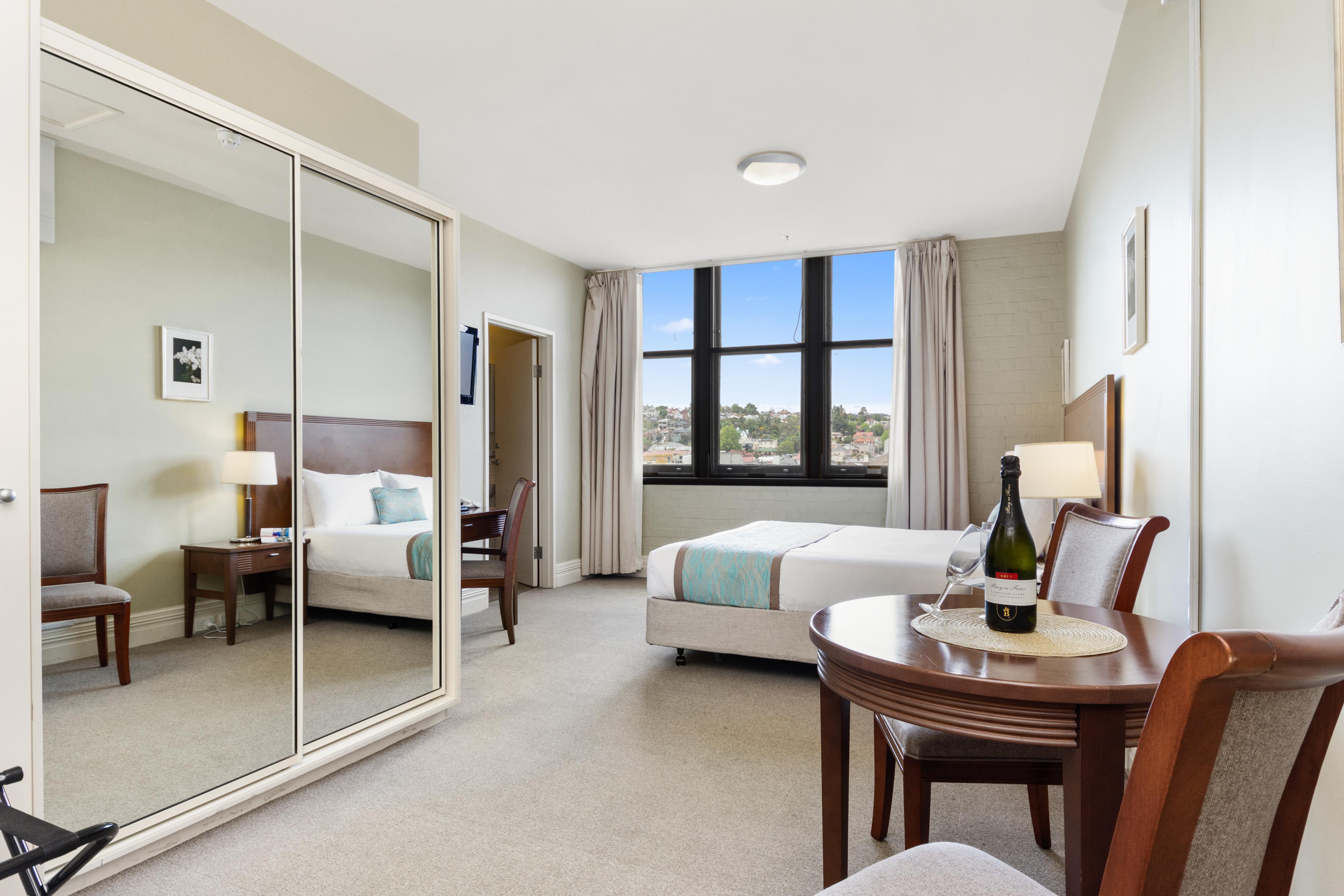 Launceston Central Apartment Hotel Official Bagian luar foto