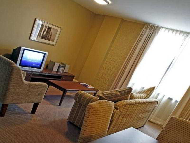 Launceston Central Apartment Hotel Official Ruang foto